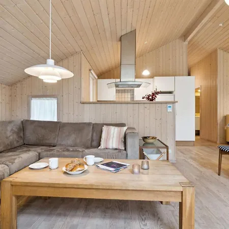 Ava - 850m From The Sea By Interhome